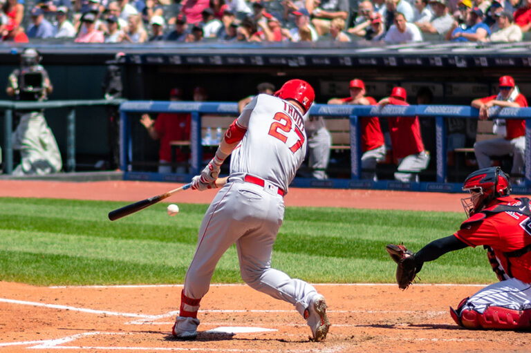 What's the force of a baseball bat swing by Mike Trout? | Engineer Calcs