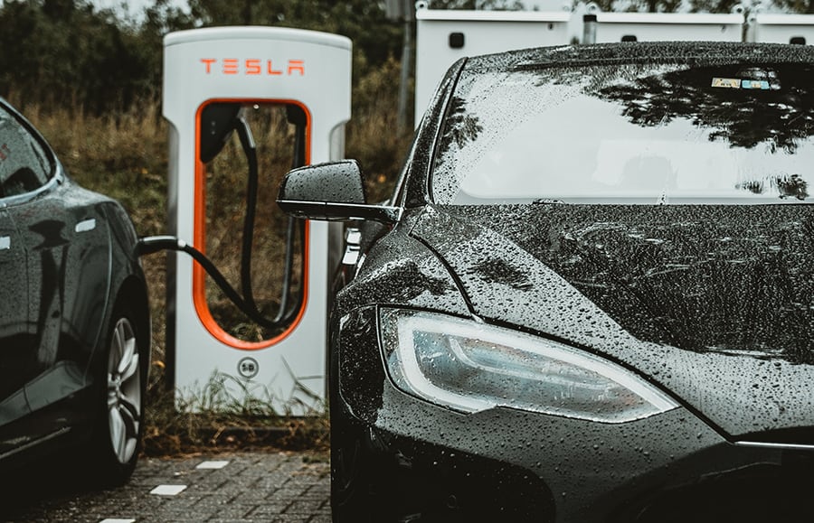 how much does it cost to charge a tesla